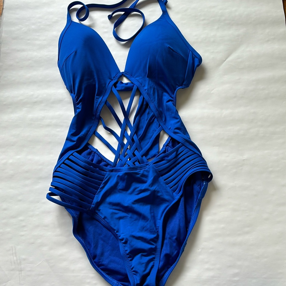 Kenneth Cole One Piece Monokini